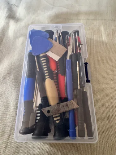 Vendo equipamentos e acessórios para assistência de celulares 