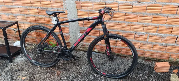 Vende-se bicicleta gts m1