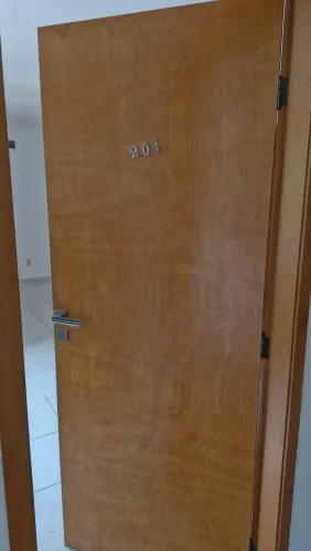 Alugo otimo apto 2 quartos no bairro Araes 