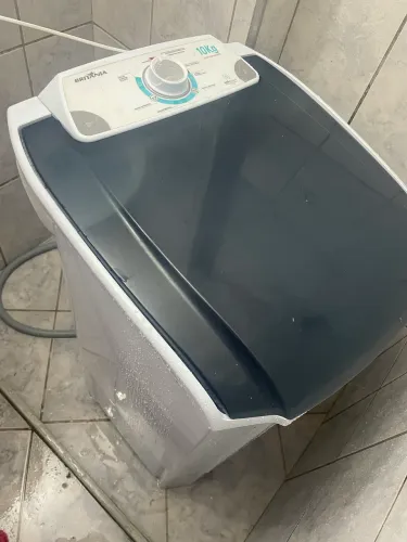 Tanquinho de lavar roupa