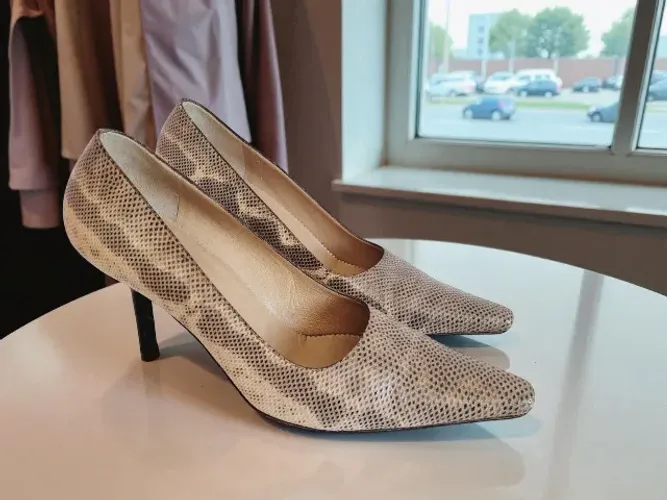 Scarpin Gucci Original sapato 37