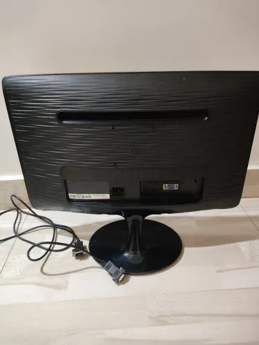 Monitor Samsung 20" B2030N - Liga - R$100.  DE 135 POR 100R$!!!! 