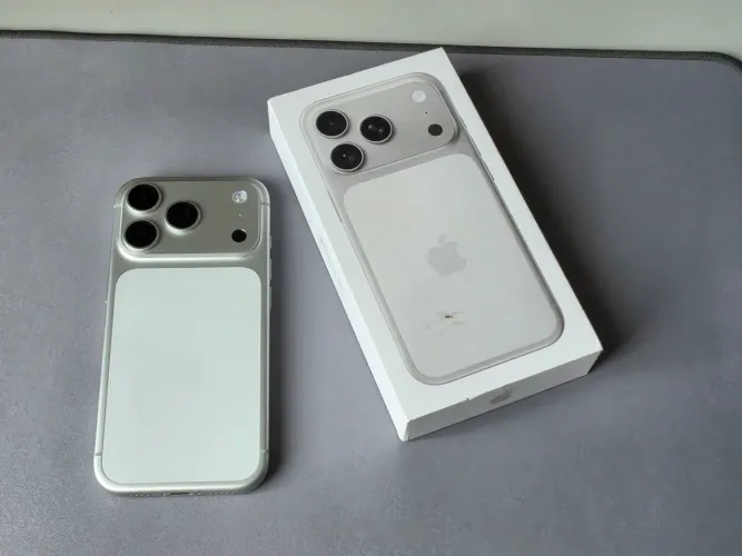 iPhone 17 pro 25 ciclos