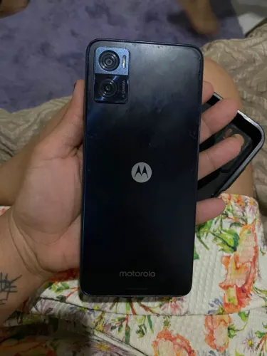 MOTO E22 