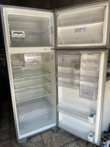 Electrolux Frost Free 220v