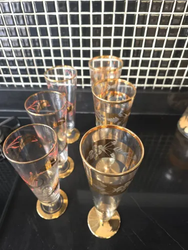 Jogo De 6 Taças Antigas Vintage Com Detalhes dourado / Cristal Lapidado
