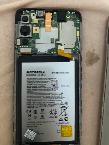 Vendo Moto G60 xt2135 para retirada de peças