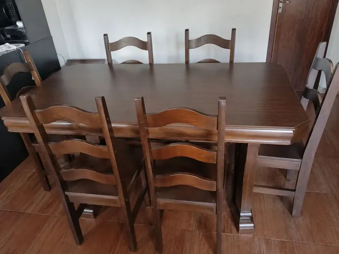 Mesa madeira 6 cadeiras