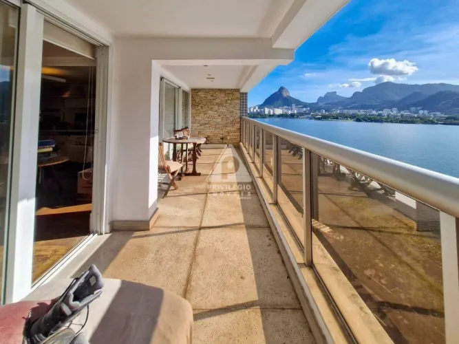 Apartamento à venda, 3 quartos, 3 suítes, 2 vagas, Lagoa - RIO DE JANEIRO/RJ