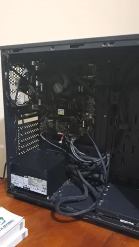 Computador Completo AMD Ryzen 5 16GB RAM DDR4 3200MHz + SSD 512GB