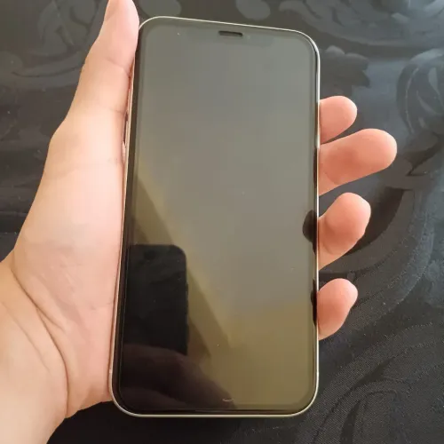 iPhone XR