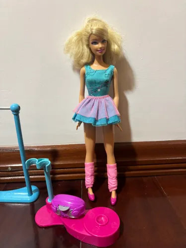 Barbie ginasta ORIGINAL com acessórios 