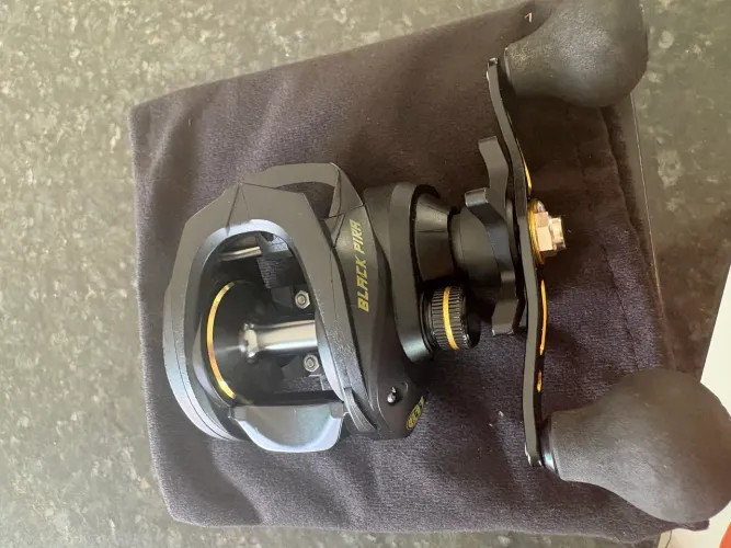 Carretilha Kawana Black Pira400