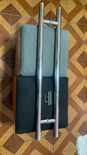 Puxador cromado - 80 centímetros de comprimento 