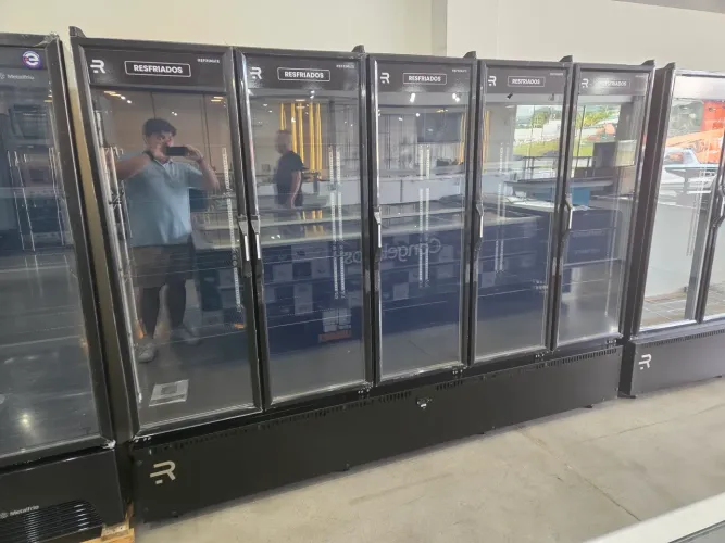geladeira expositora 5 portas para frios e bebidas - nova