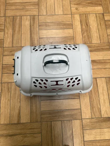 Vendo 2 caixas transporte para Cachorro/gato
