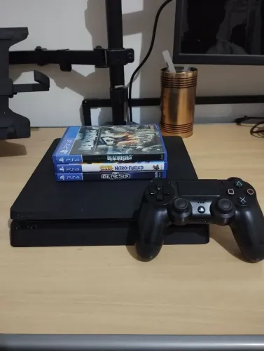 PS4 Slim 500gb Controle Original + 3 Jogos