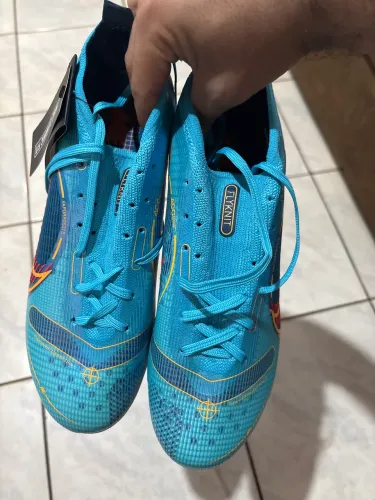 Chuteira de futebol de campo Nike Mercurial Flyknite