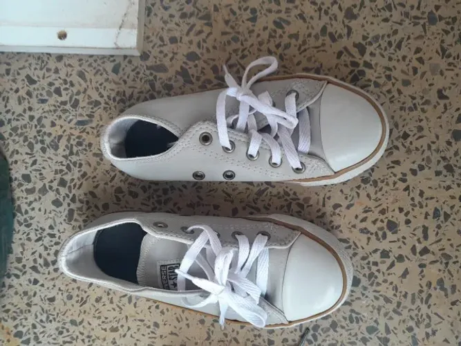 Tenis infantil All star usado poucas vezes