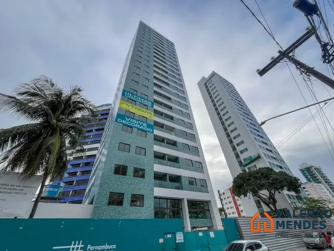 EDF. Candeias Prince (PRI) / 3 Quartos com 66m² | More poucos metros da Praia | Oportunida