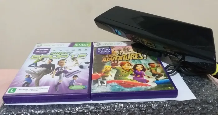 Kinect xbox360 com 2 jogos