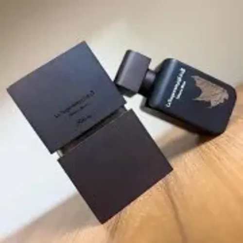Perfume masculino La yuqawam Tobacco Blaze