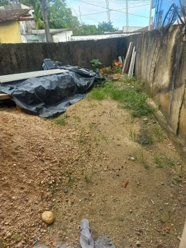 Terreno pelo im bom preço. 