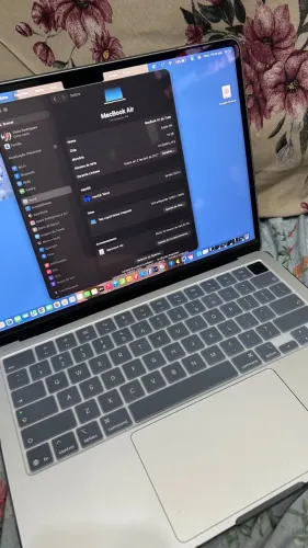 MacBook Air M5 13,6" - 16GB RAM - 512GB SSD - GARANTIA APPLE ATÉ ABRIL/2027