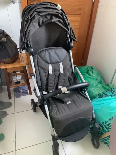 Carrinho de bebê chicco