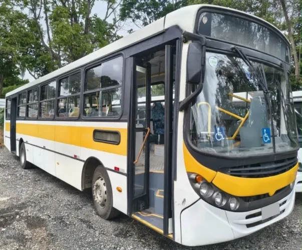 Ônibus urbano Mercedes 2010