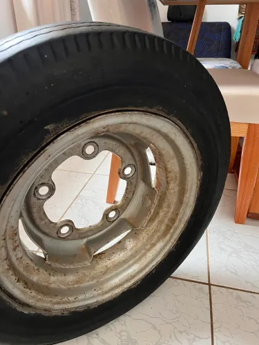 Estepe da Kombi alemã 1956