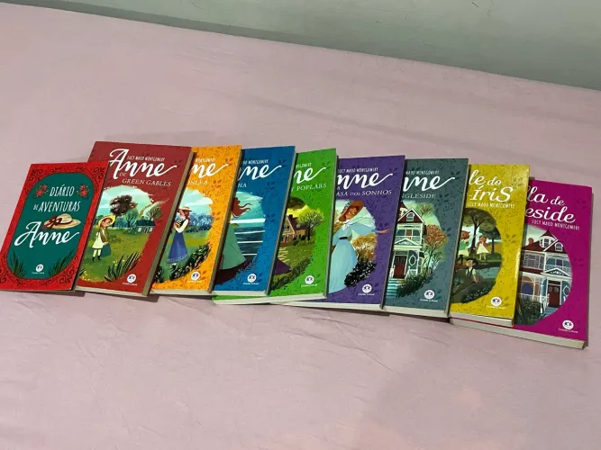 Coleção 8 Livros Anne com E + Diário de Aventuras Anne