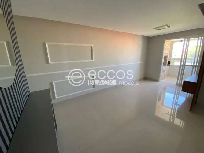 Apartamento para aluguel, 2 quartos, 1 suíte, 2 vagas, Santa Mônica - Uberlândia/MG