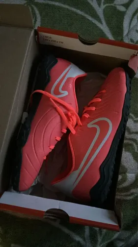 Chuteira society nike Tiempo Legend Vermelha/branca 41