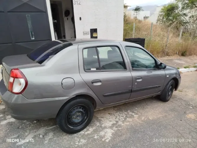 Renault Clio Sed. Authentique Hi-flex 1.0 16V 4P 2007