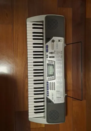 Teclado musical Cassio CTK-496