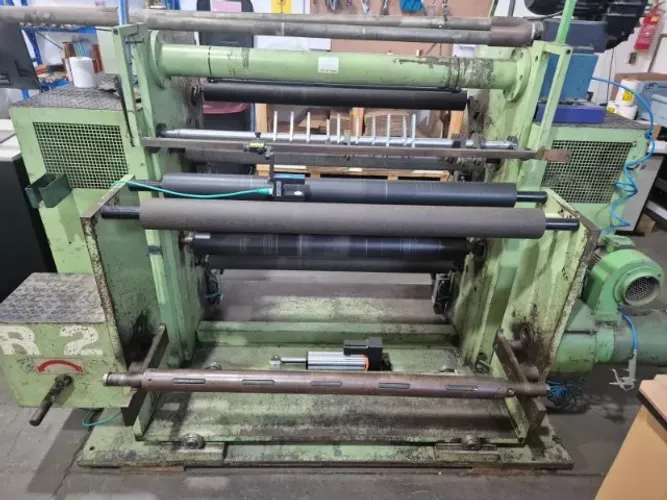 Rebobinadeira cortadeira PERMACO 1000