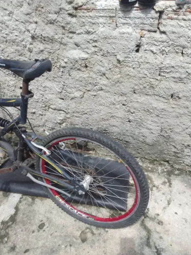 VENDO BICICLETA 200$ A NEGOCIAR