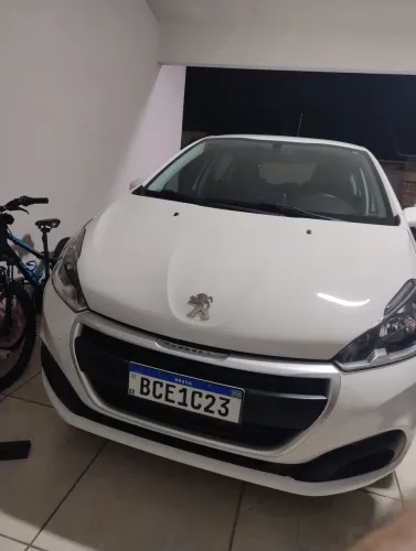 Peugeot 208 Active 1.2 Flex 12V 5P Mec. 2018