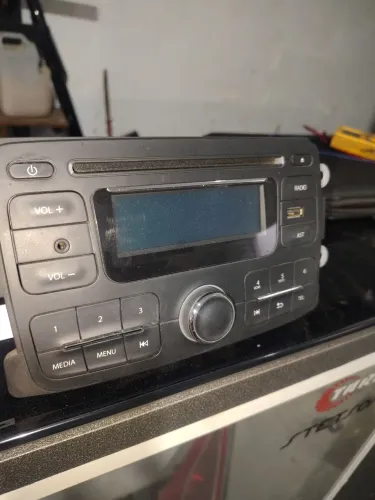 Rádio original do Sandero
