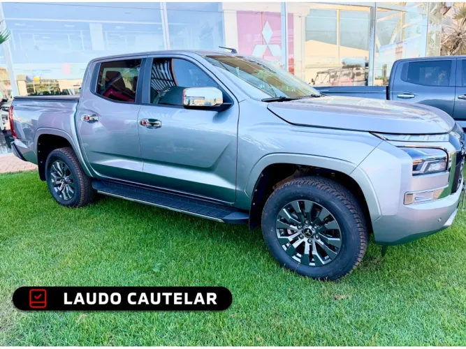 Mitsubishi TRITON HPE-S 2.4 CD 4X4 TB Diesel Aut. 2026