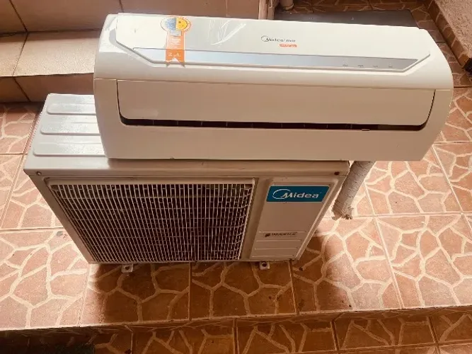 Ar-Condicionado Split Midea 9000 quente e frio