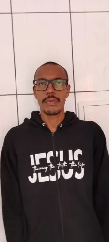 Presto serviço de ajudante de mudanças, entregas