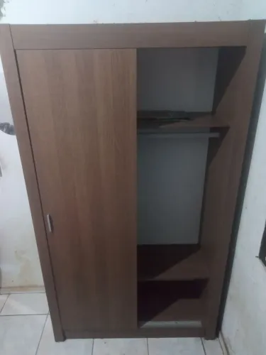 GUARDA ROUPA DUAS PORTAS DE CORRER