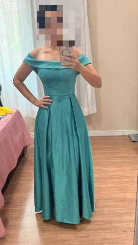 Vestido festa rodado longo verde 