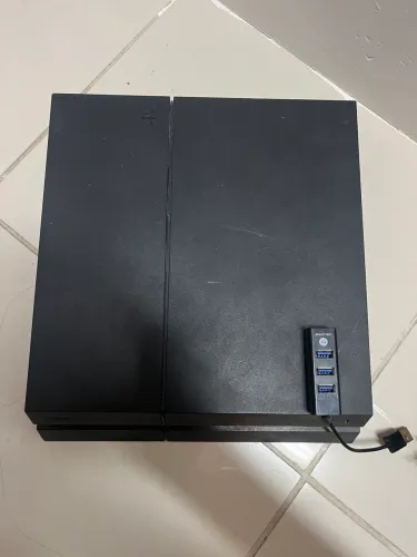 PS4 fat fosco COM DEFEITO liga e desliga com problema na fonte