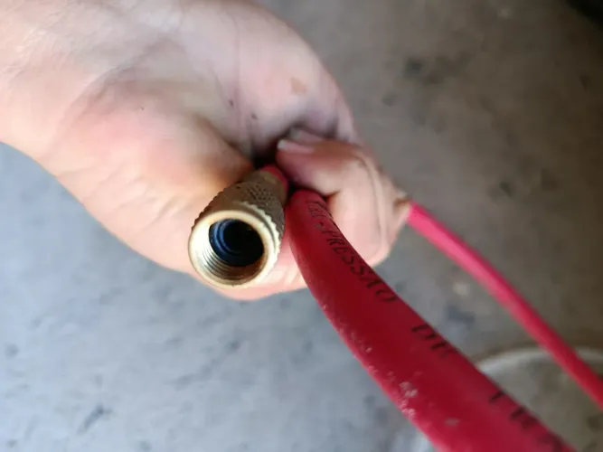 Mangueira de gás com conectores