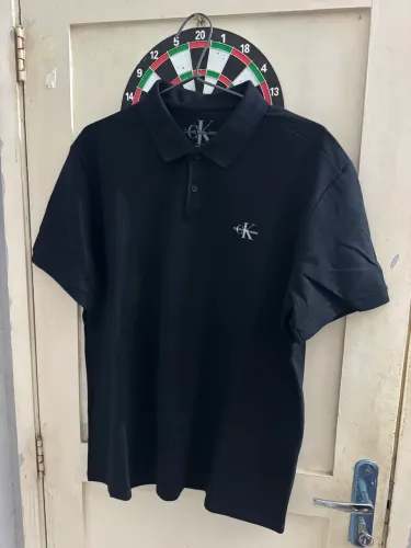 Camisas originais: Calvin klein/VR