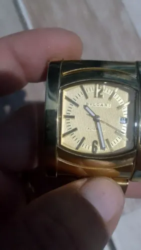Vendo um relógio Bulgária automático 18K