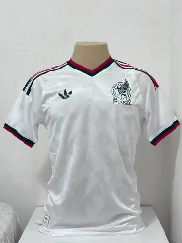 Camisa México, modelo jogador, nova, modelo Tailandês ! Tamanho G, veste M justo